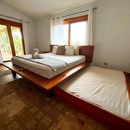 Royal Palm Retreat Apartment Cabrera ภายนอก รูปภาพ