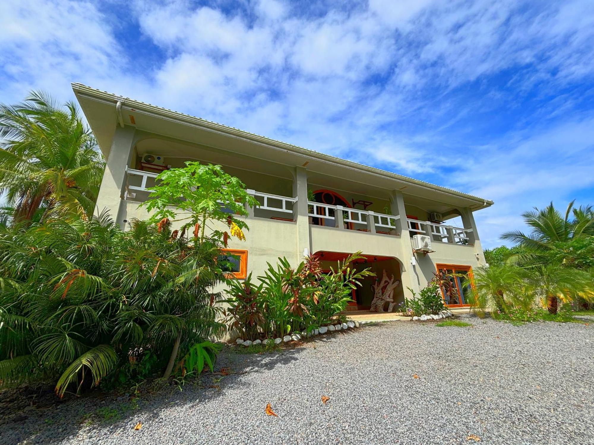 Royal Palm Retreat Apartment Cabrera ภายนอก รูปภาพ