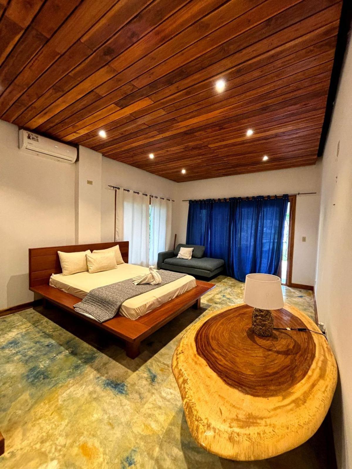 Royal Palm Retreat Apartment Cabrera ภายนอก รูปภาพ