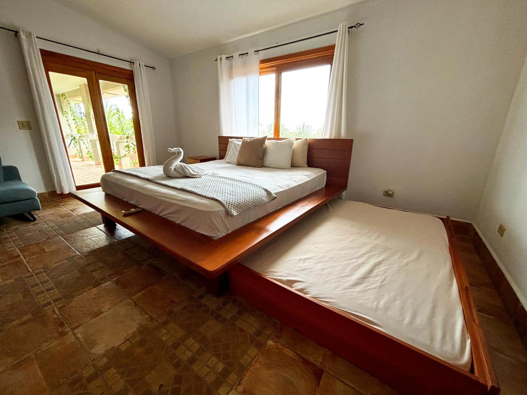 Royal Palm Retreat Apartment Cabrera ภายนอก รูปภาพ